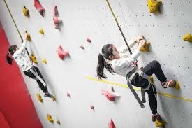 巴顿：很遗憾自己因伤没赶上最后几轮比赛，朋友们明年见