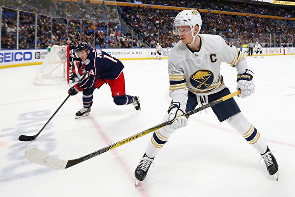 锦标赛泡沫期（Bubble）：如何利用对手的生存心理收割。（锦标赛泡沫阶段（Bubble）：如何借助对手的求生心态扩大筹码优势）